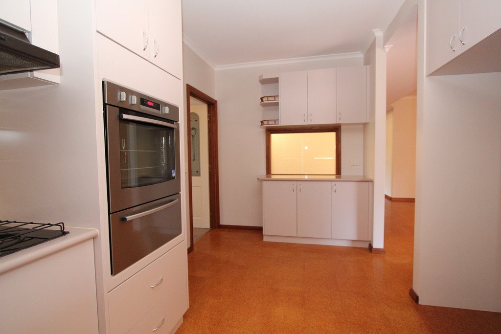 24 Wattletree Drive MOUNT HELEN 10