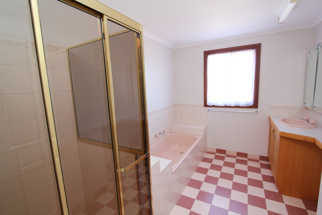 24 Wattletree Drive MOUNT HELEN 20