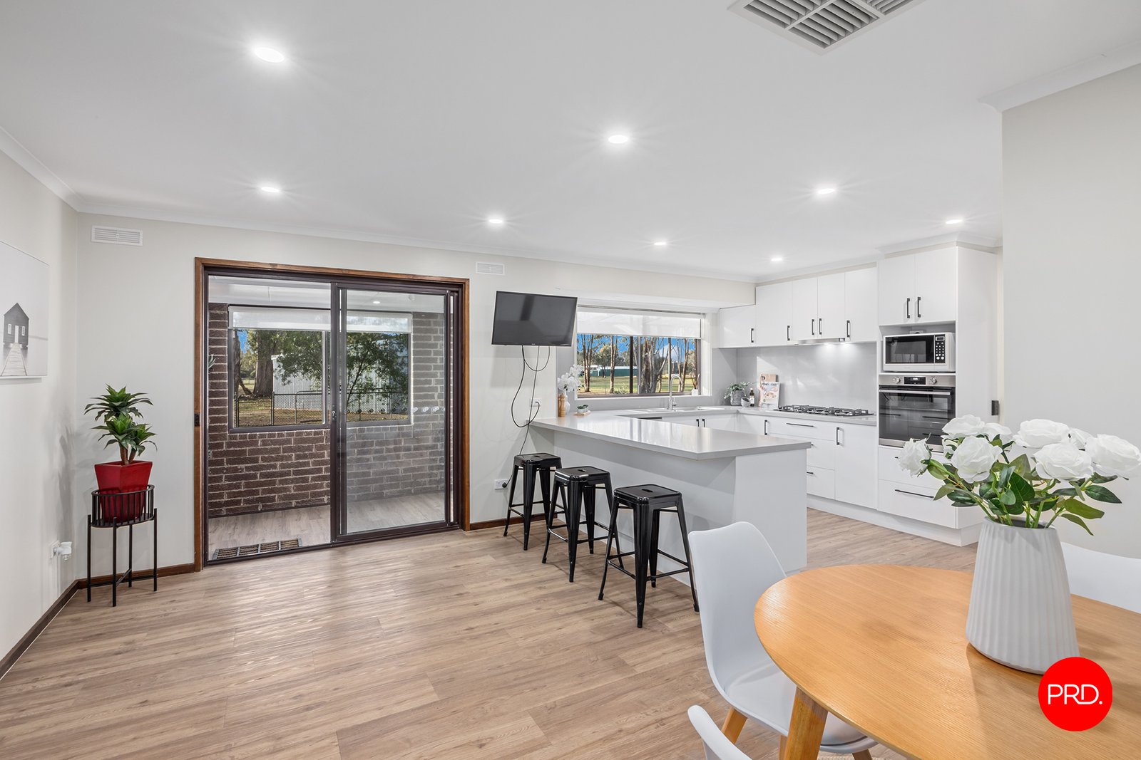 24 Wellsford Road LONGLEA 10