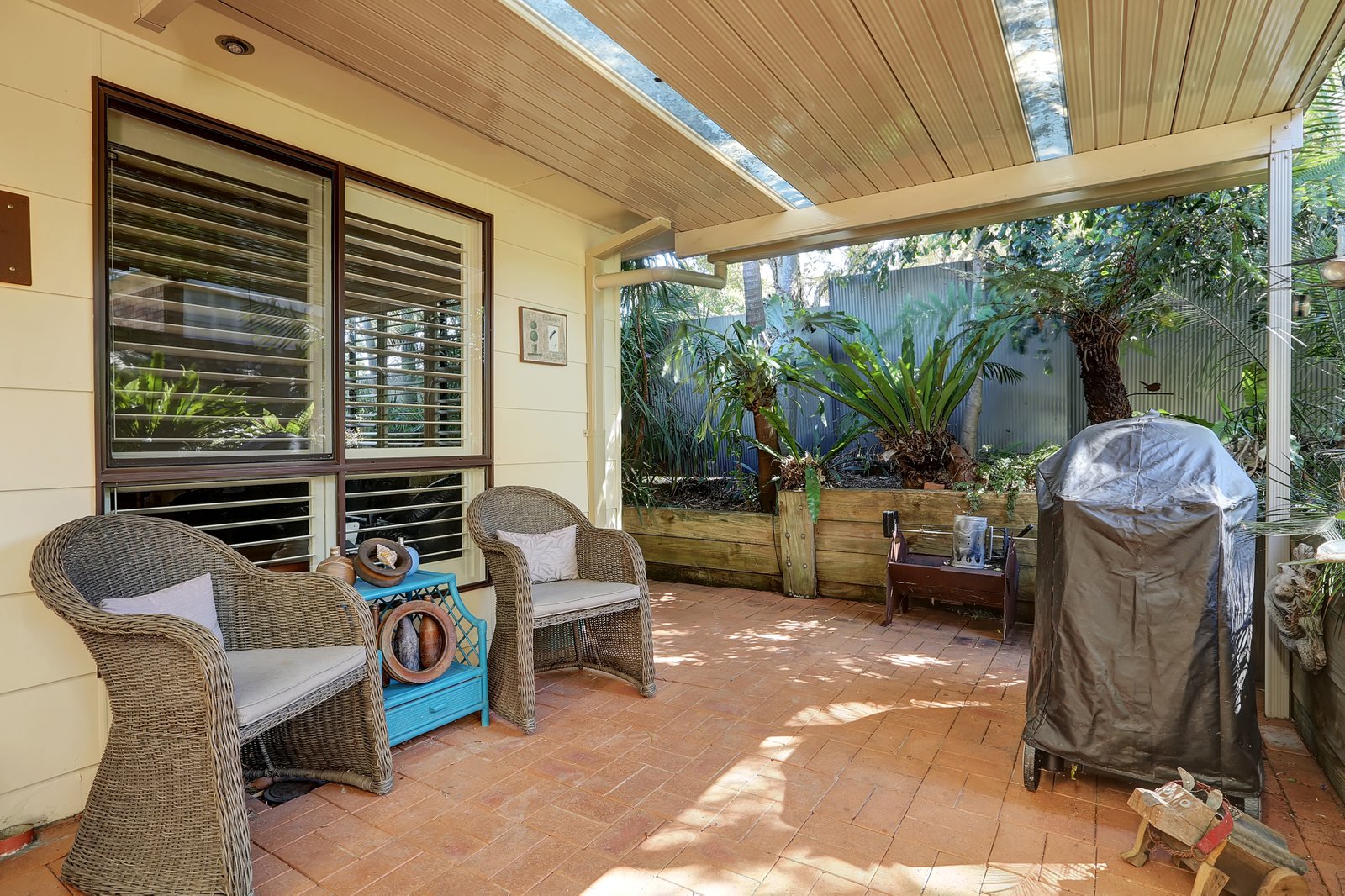 24 William Beach Road KANAHOOKA 9