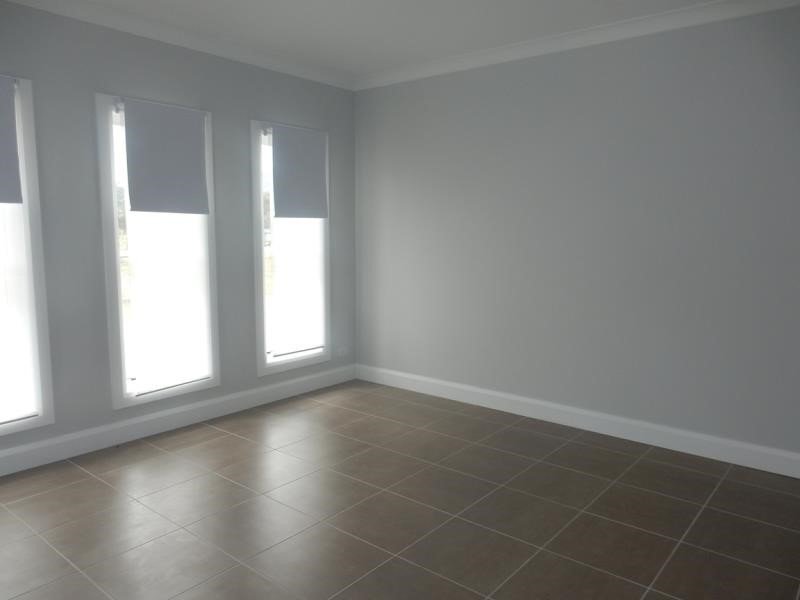 24 William Street TAMWORTH 3