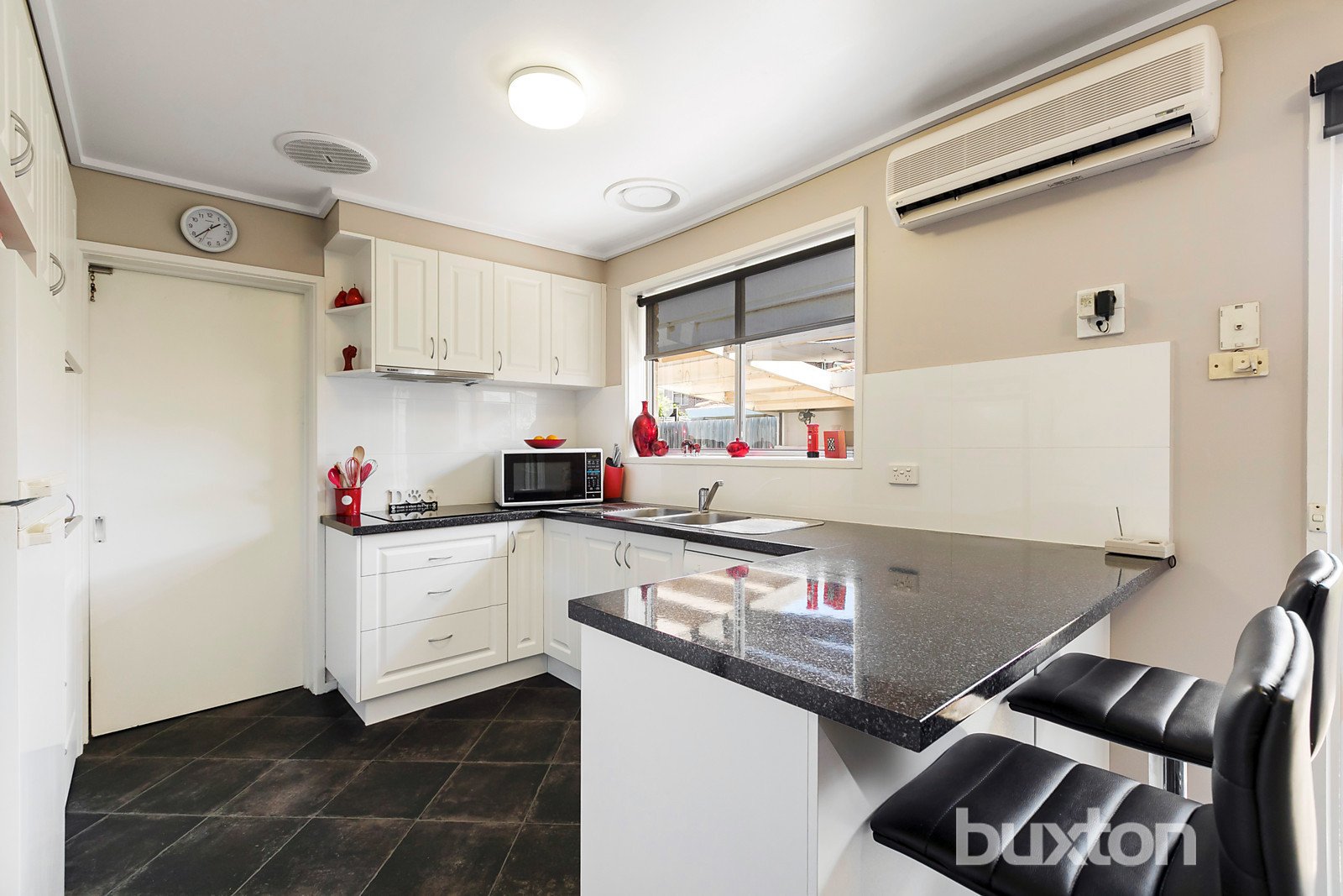 Gallery: 24 Willow Avenue