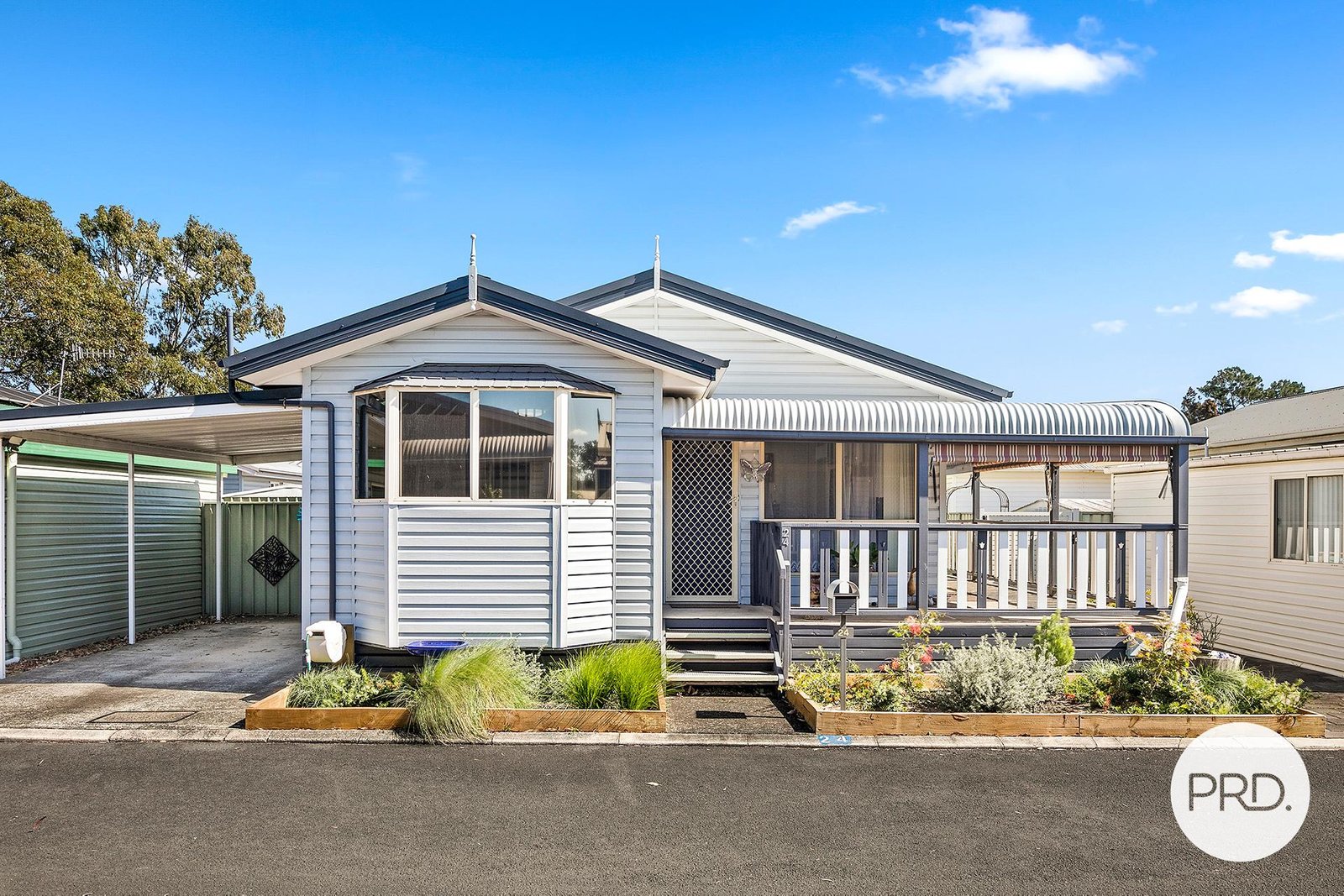 24 Willow Tree Avenue KANAHOOKA 1