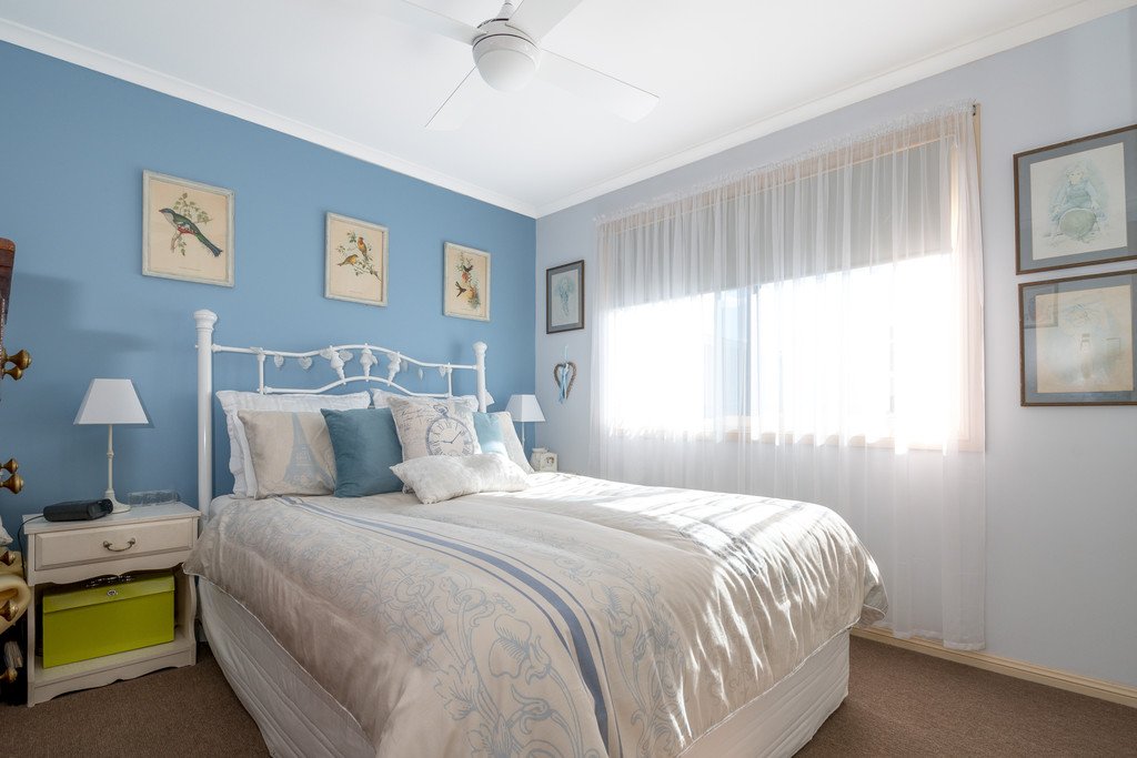 24 Willow Tree Avenue KANAHOOKA 5