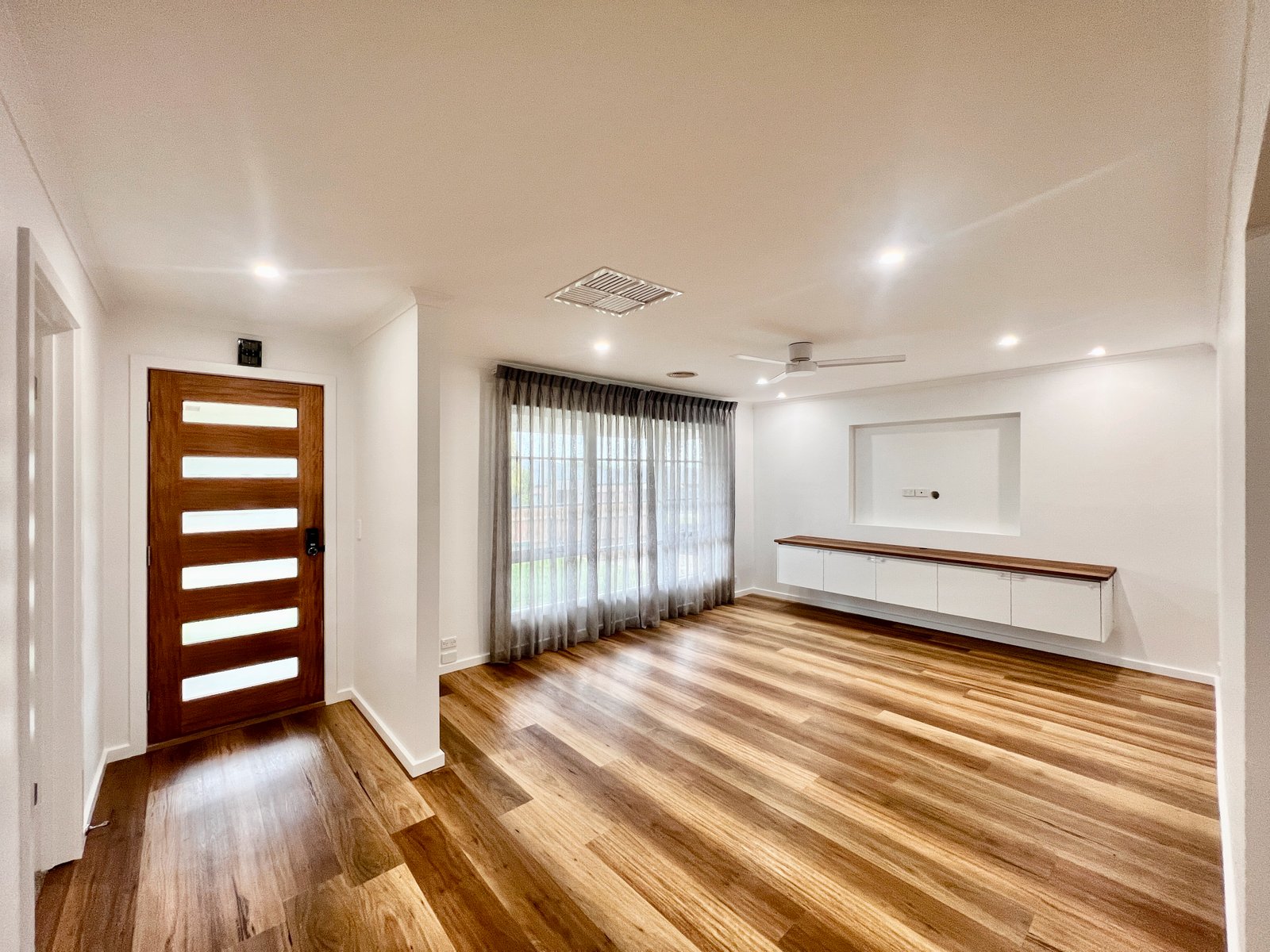 Gallery: 24 Wingarra Drive