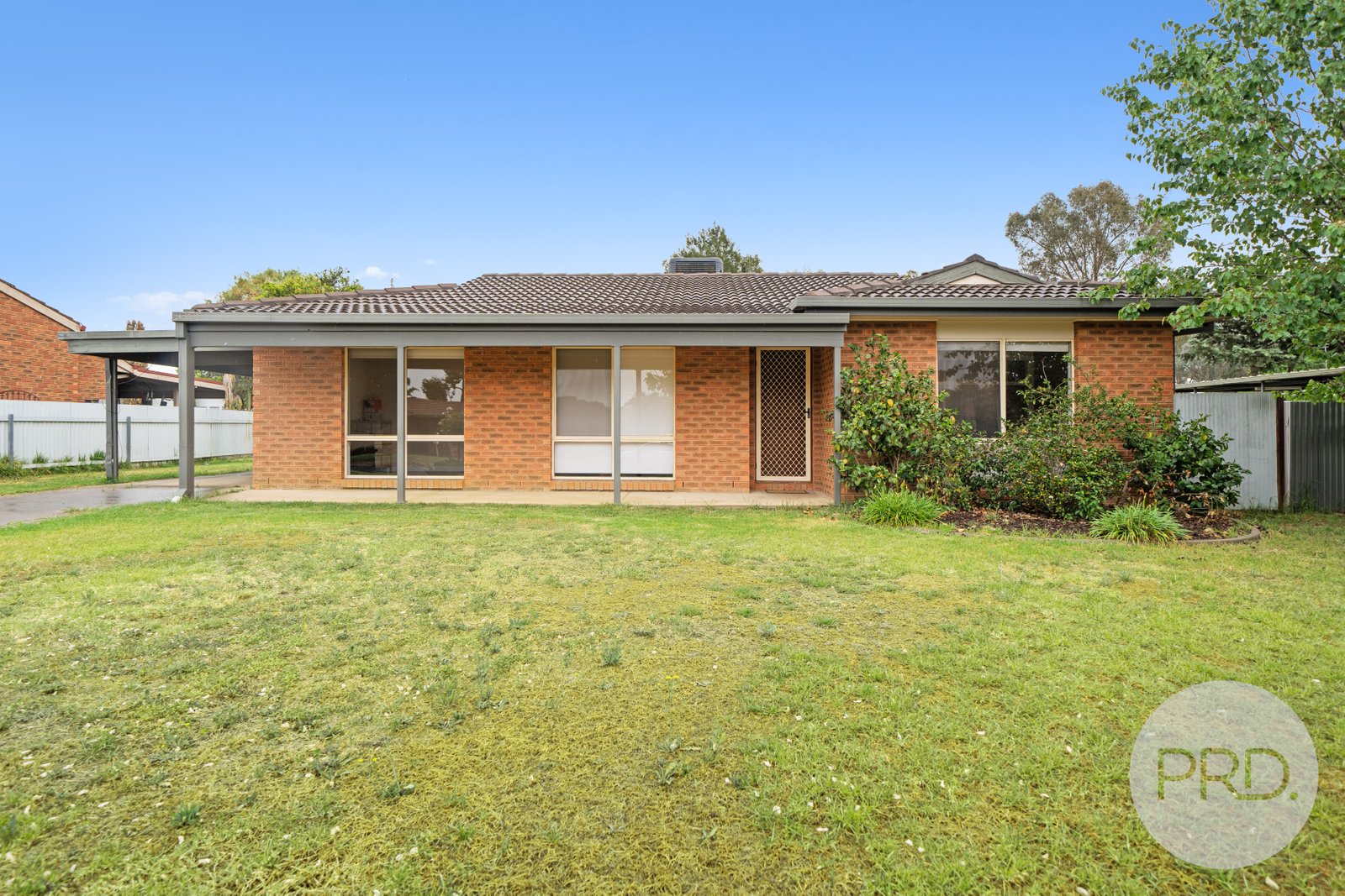 24 Wiradjuri Crescent WAGGA WAGGA 1
