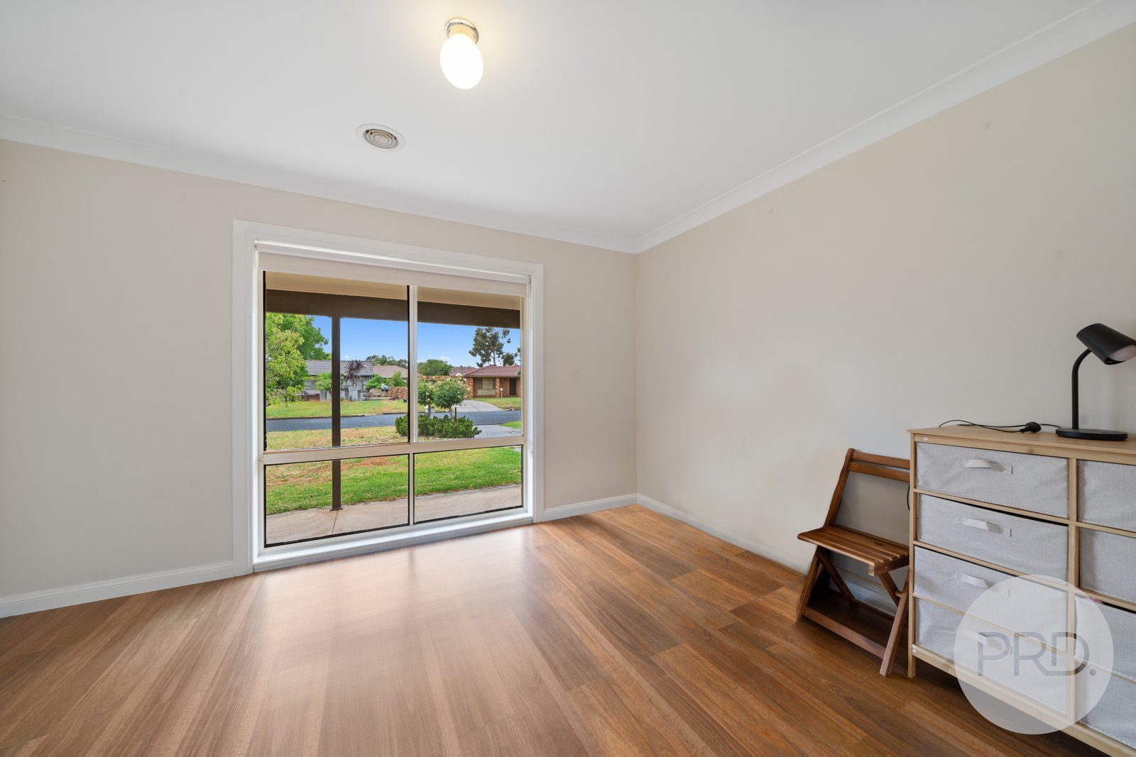 24 Wiradjuri Crescent WAGGA WAGGA 8