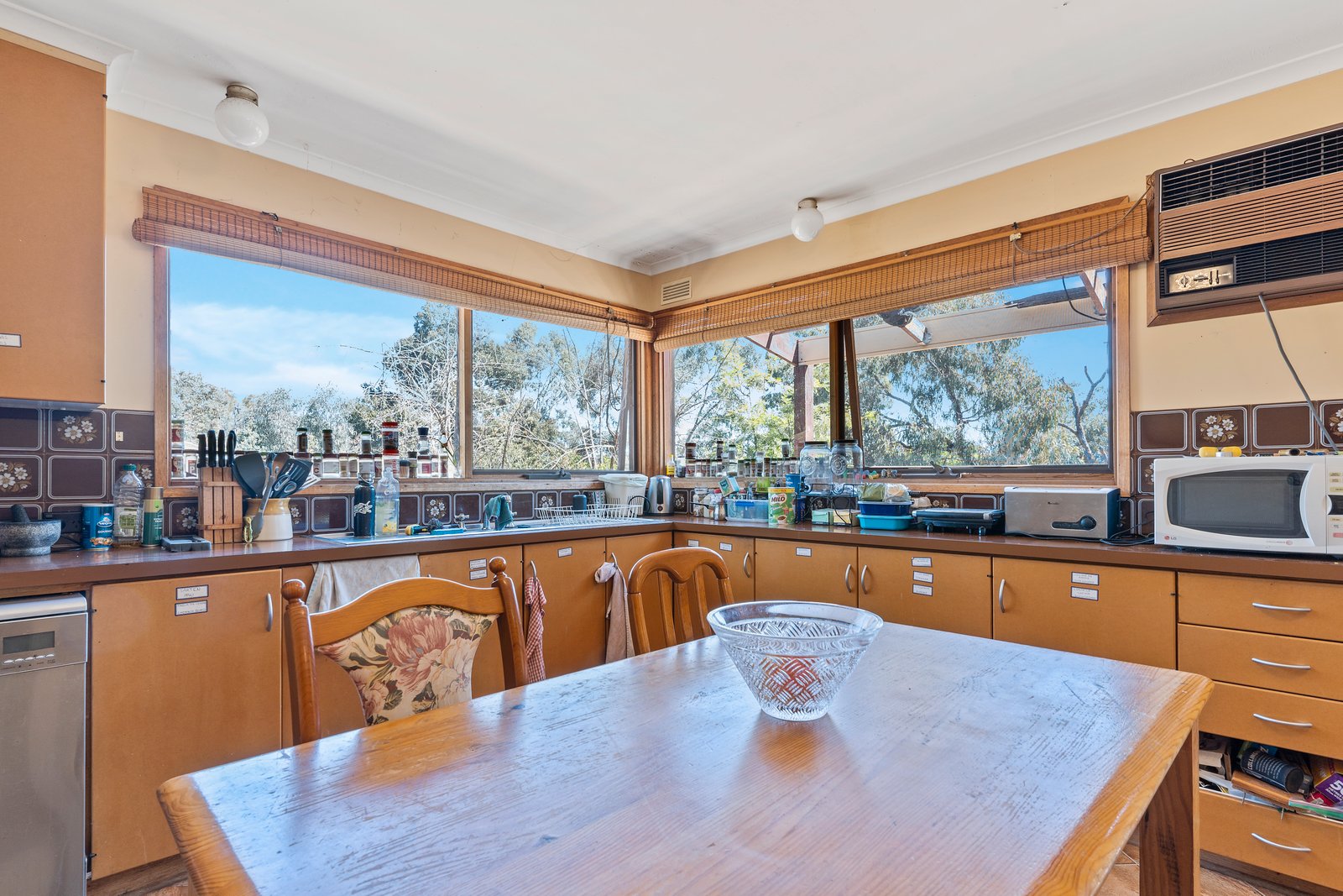 24 Wirth Street FLORA HILL 3