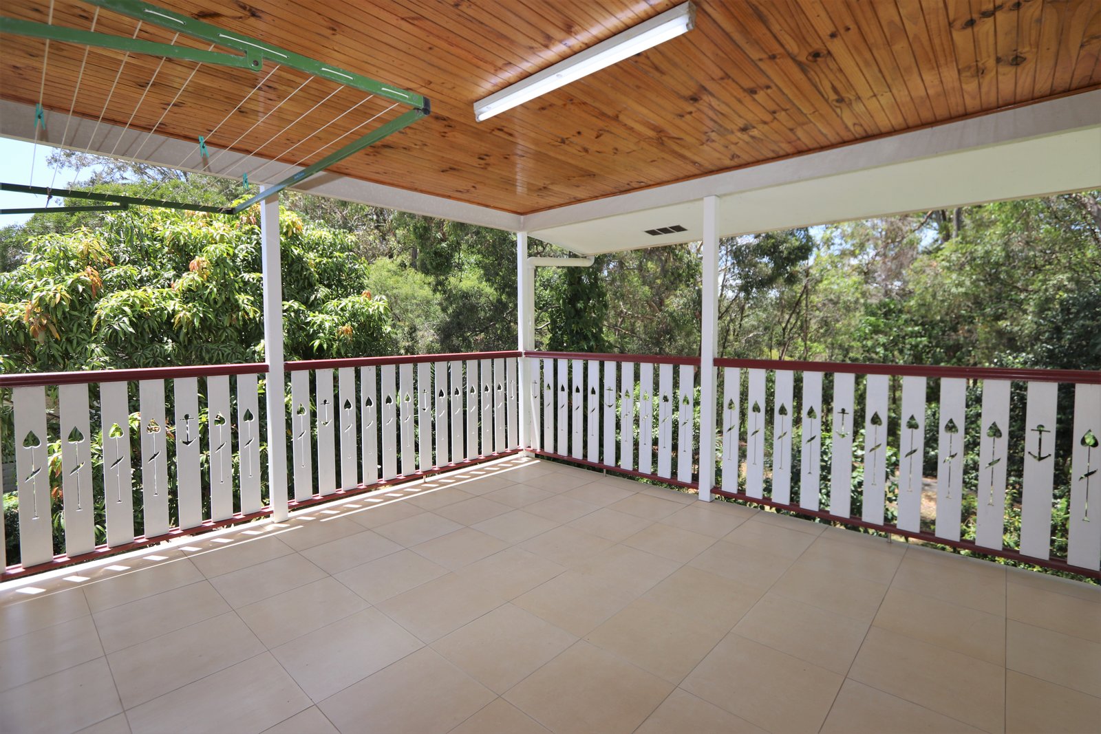 24 Woomera Crescent SOUTHPORT 21