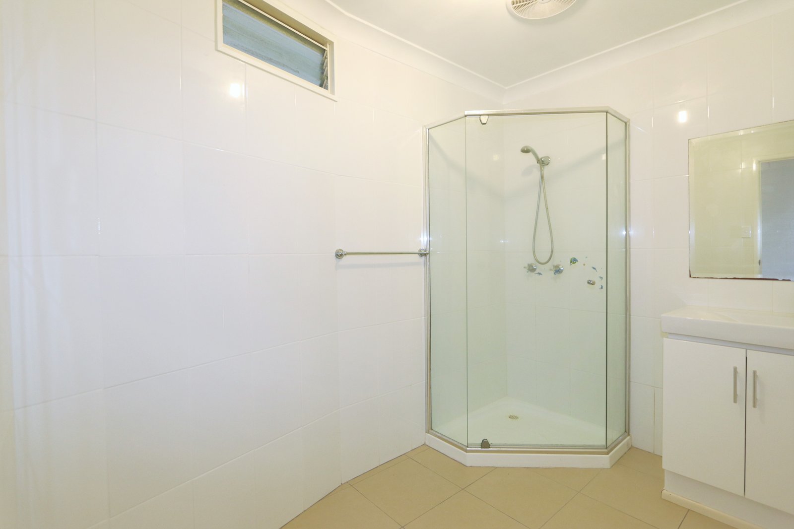 24 Woomera Crescent SOUTHPORT 26