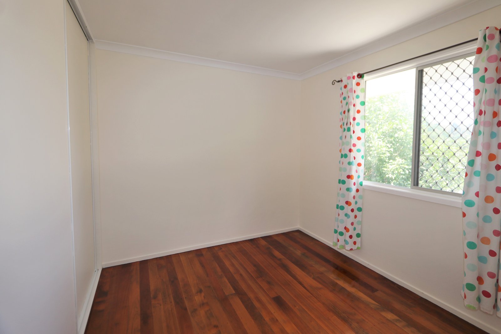 24 Woomera Crescent SOUTHPORT 27