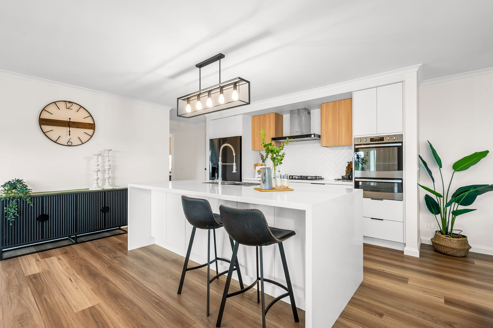 Real Estate and Property in 24 Wyralla Crescent, Gisborne, VIC