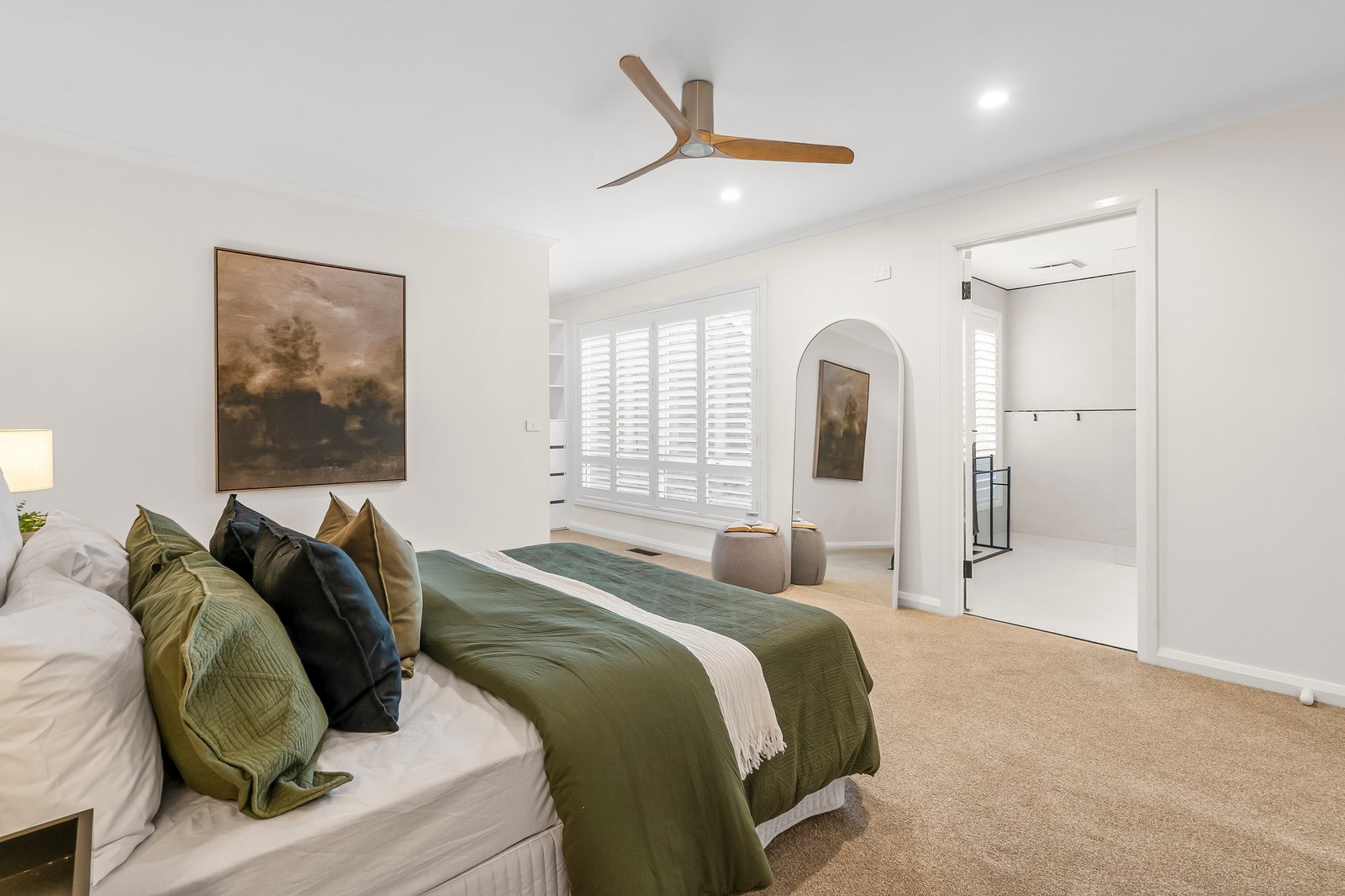 Real Estate and Property in 24 Wyralla Crescent, Gisborne, VIC