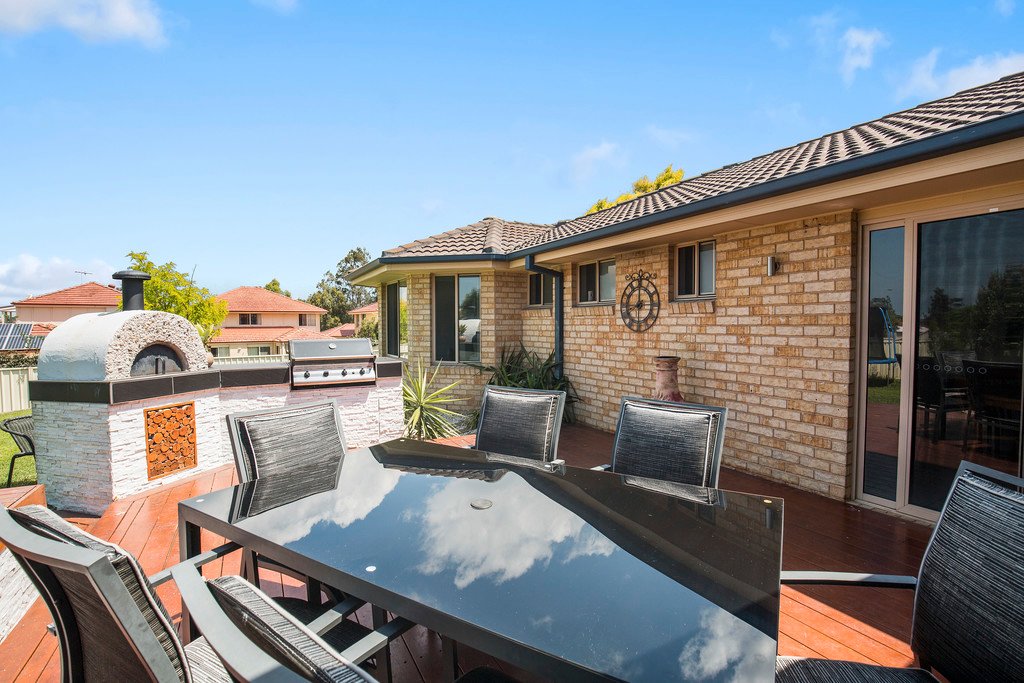 24 Yaldara Avenue THORNTON 14