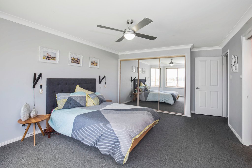 24 Yaldara Avenue THORNTON 15