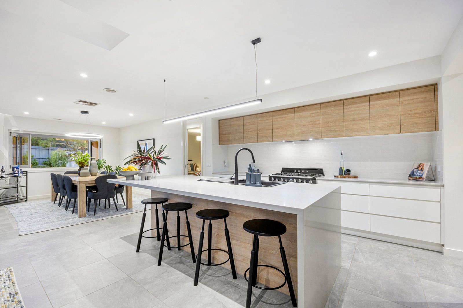 24 Yewers Avenue, Mount Eliza, 3930