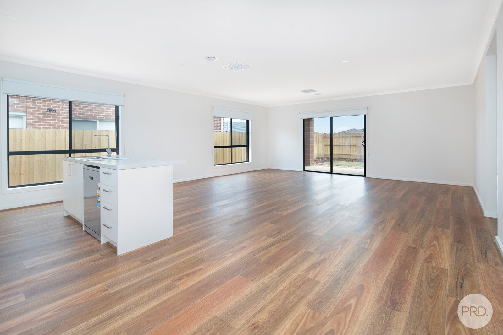 24 Yolanda Street BONSHAW 3
