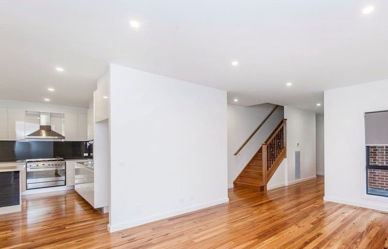 Gallery: 2/4 Yunki Court