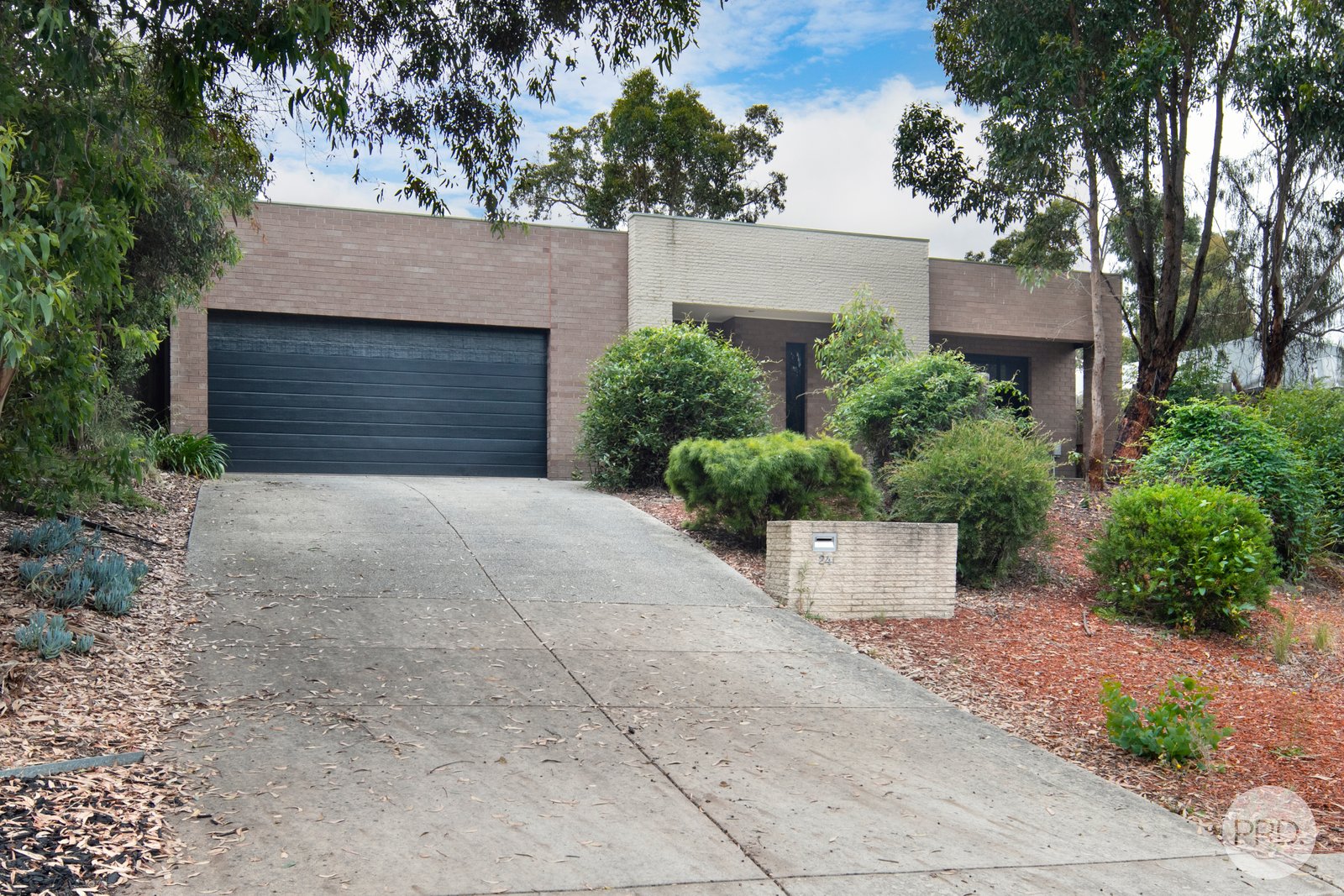 24 Zoe Drive MOUNT HELEN 1