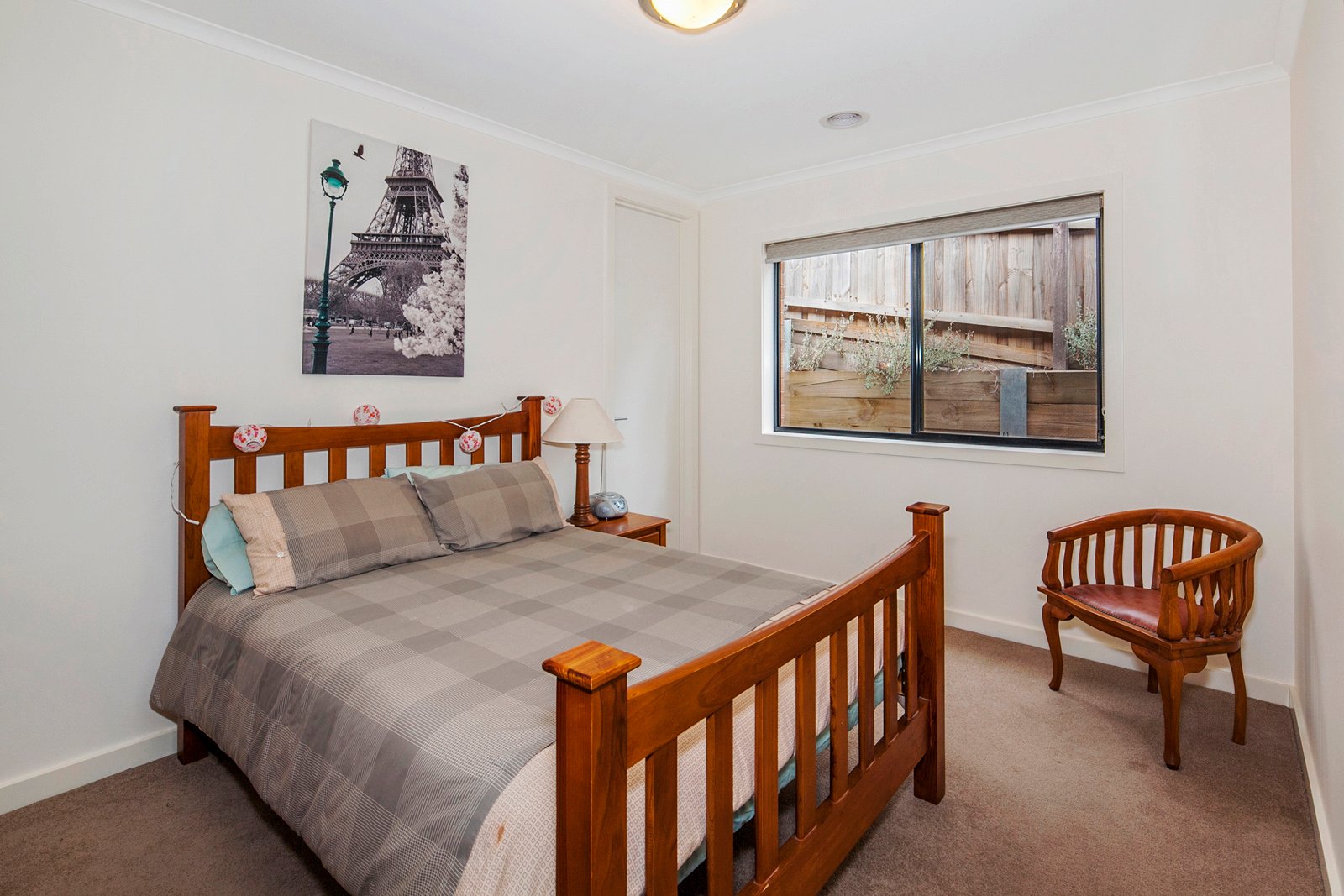 24 Zoe Drive MOUNT HELEN 9