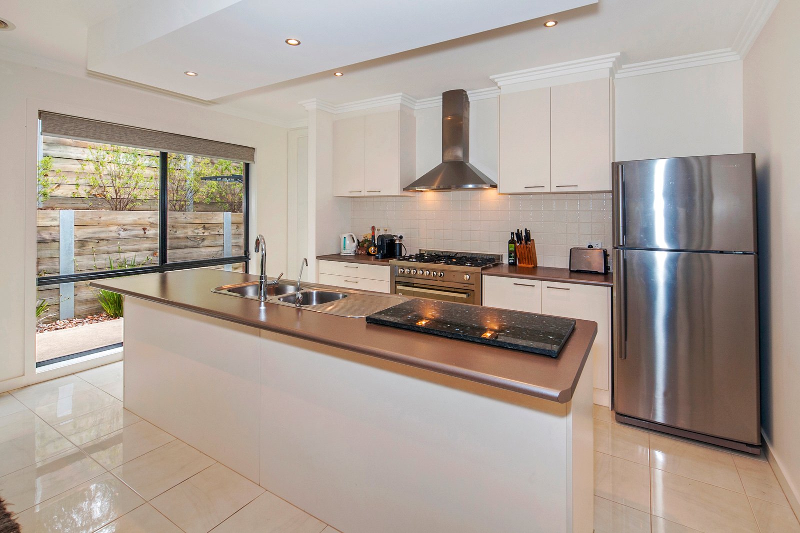 24 Zoe Drive MOUNT HELEN 12