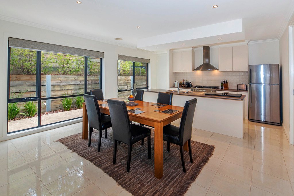 24 Zoe Drive MOUNT HELEN 3