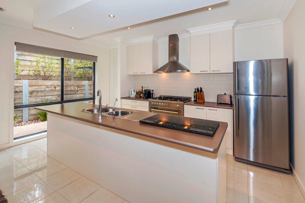 24 Zoe Drive MOUNT HELEN 4