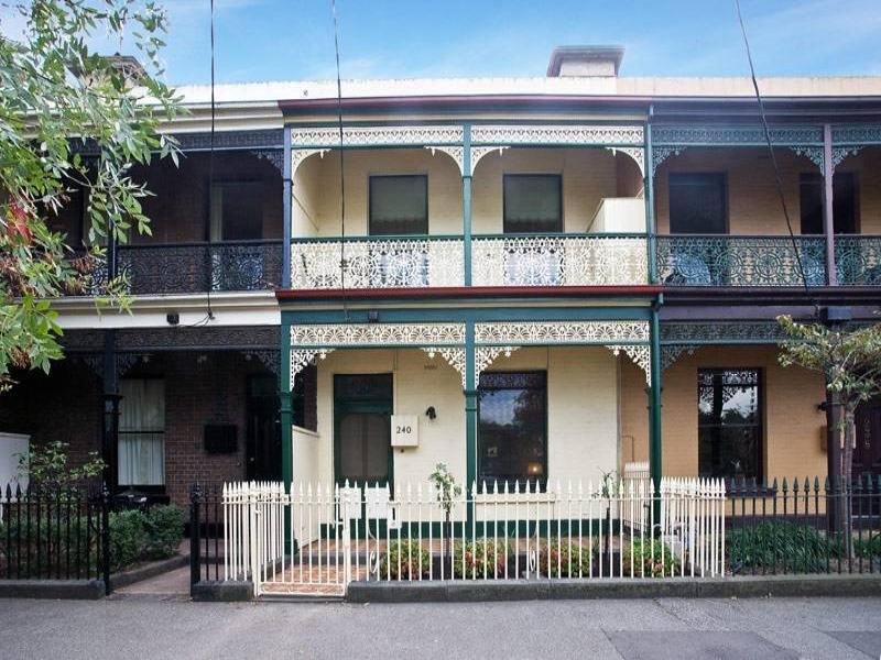 Photos: 240 Albert Road