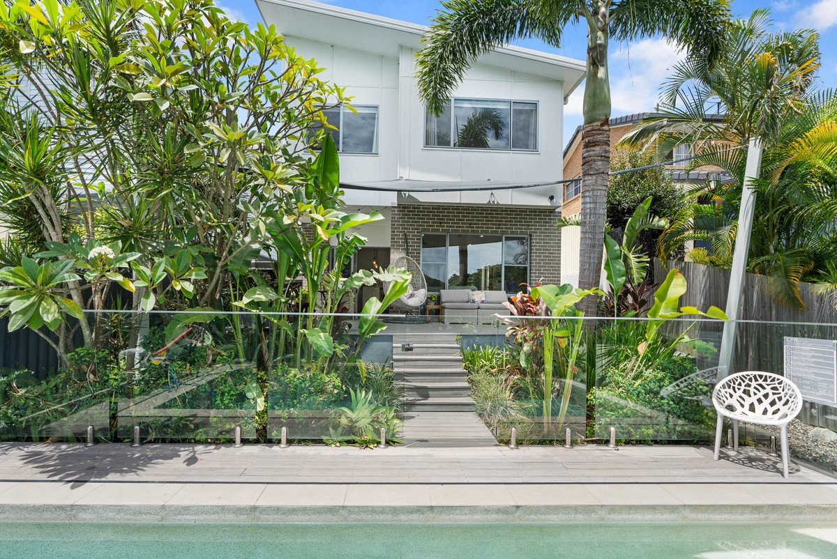 2/40 Bob Barnard Drive Tugun 9