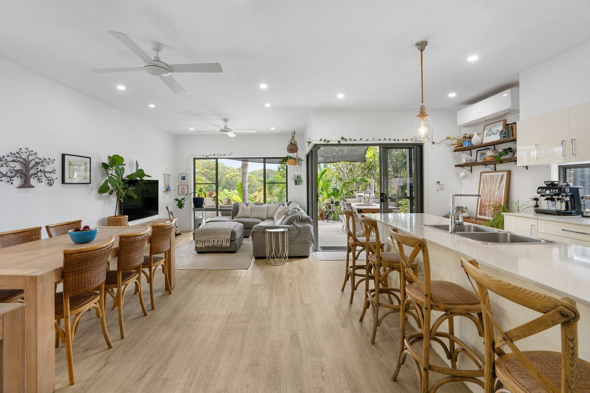 2/40 Bob Barnard Drive Tugun 4