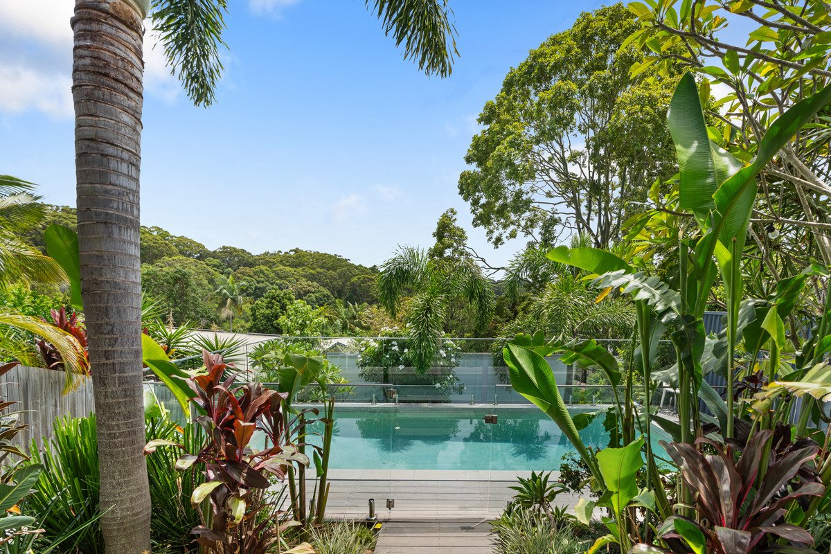 2/40 Bob Barnard Drive Tugun 12