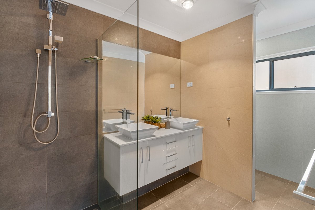 2/40 Bob Barnard Drive Tugun 25