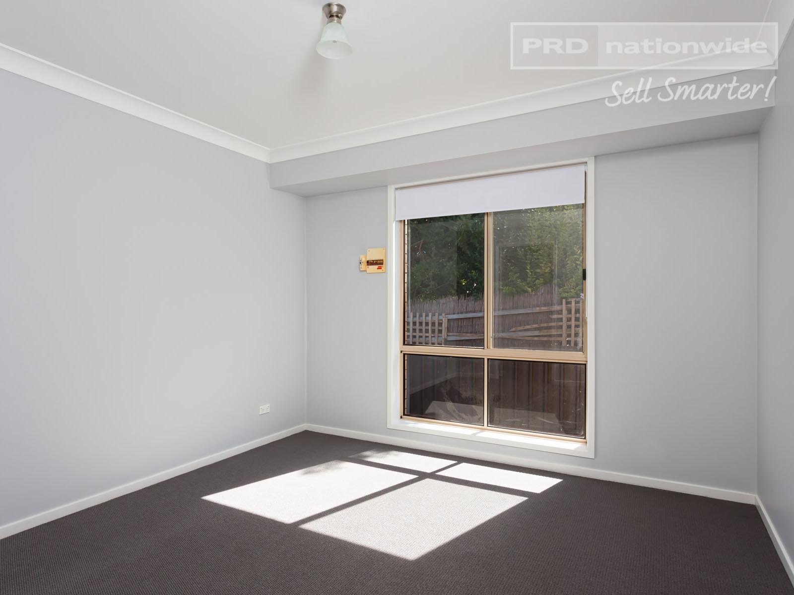 2/40 Brooklyn Drive BOURKELANDS 8