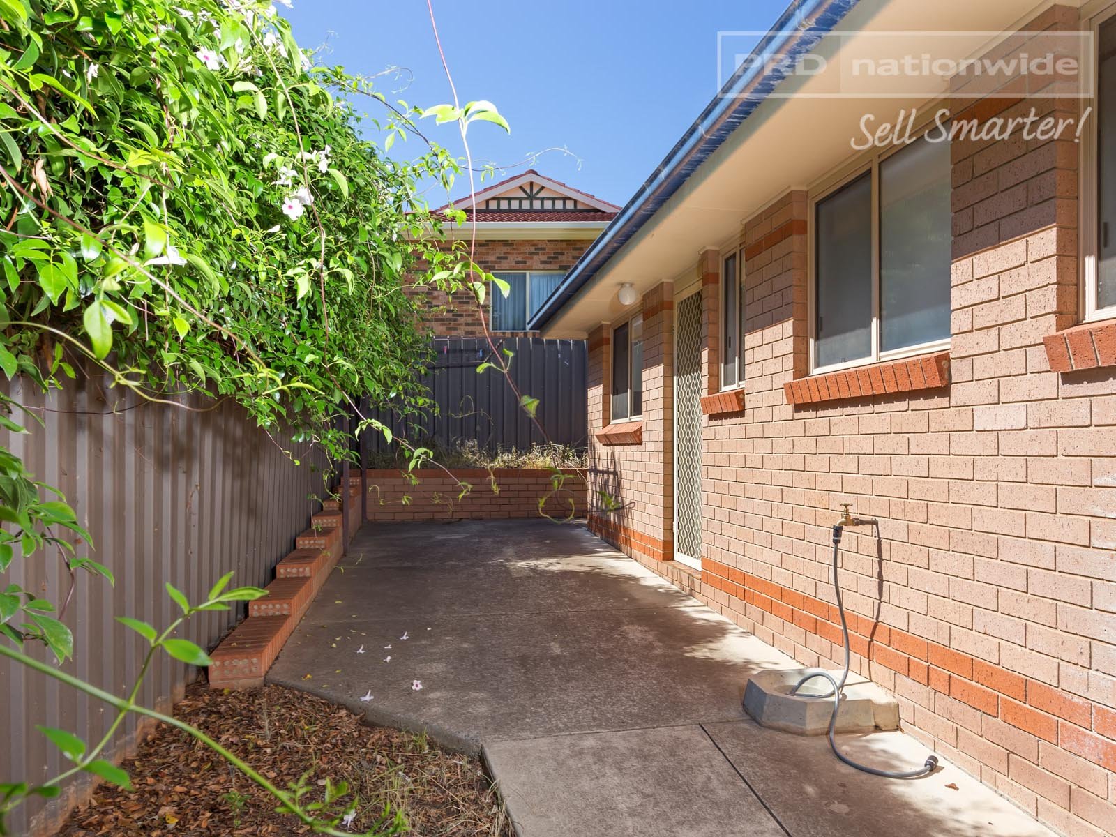 2/40 Brooklyn Drive BOURKELANDS 10