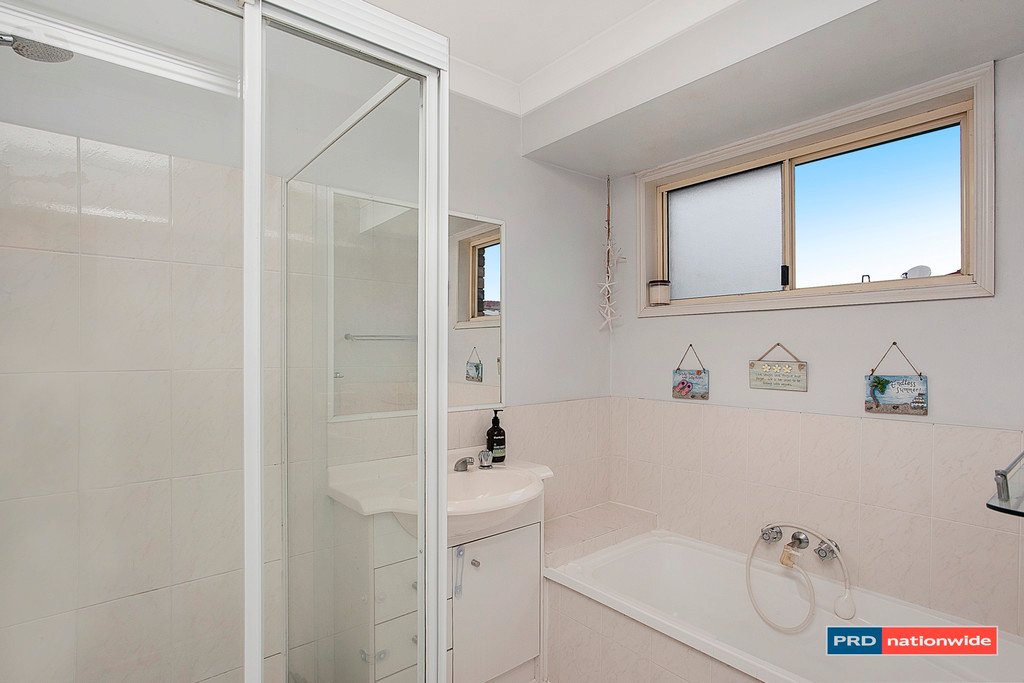 240 Christine Ave  BURLEIGH WATERS 7