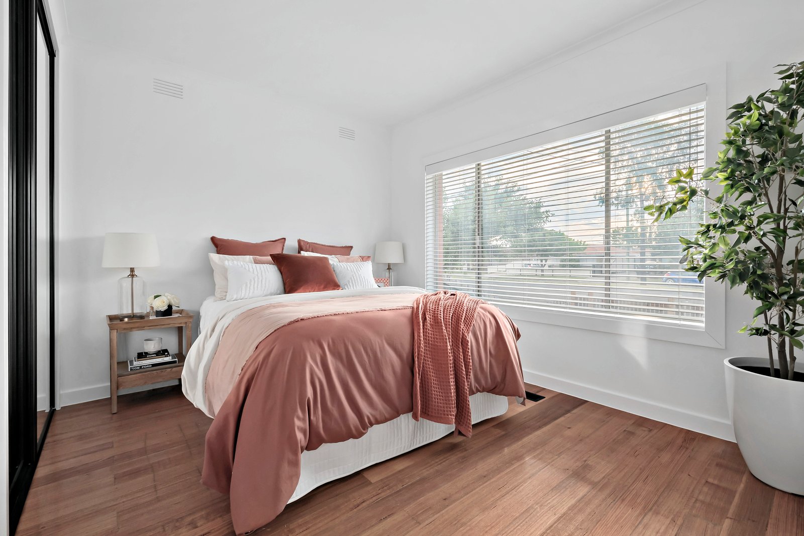 Real Estate and Property in 240 Dalton Road, Lalor, VIC