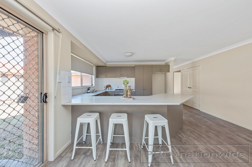 240 Denton Park Drive ABERGLASSLYN 9