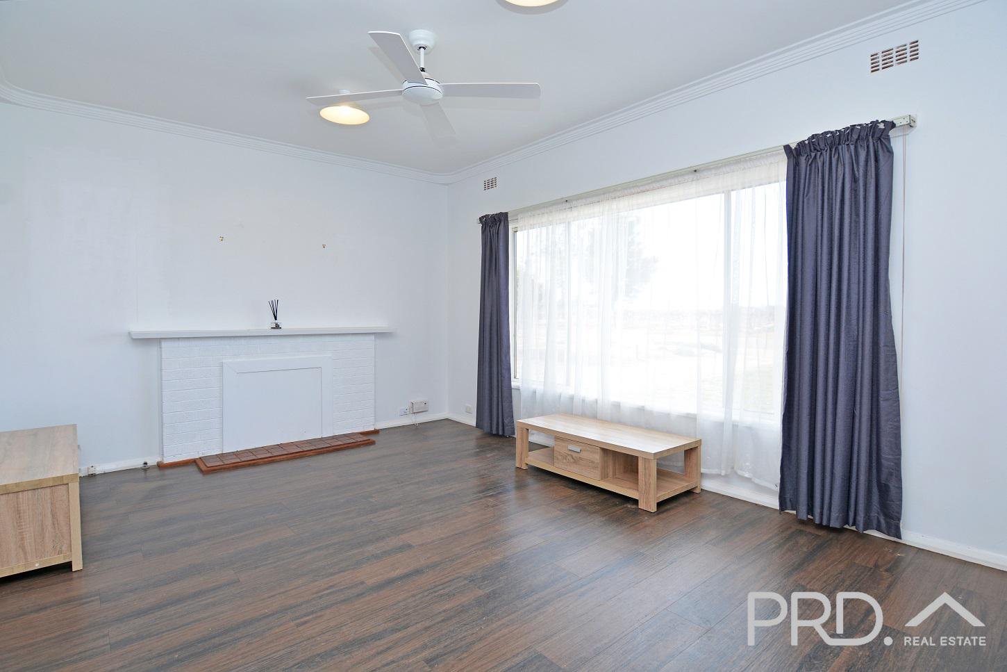 240 Dewry Avenue IRYMPLE 6