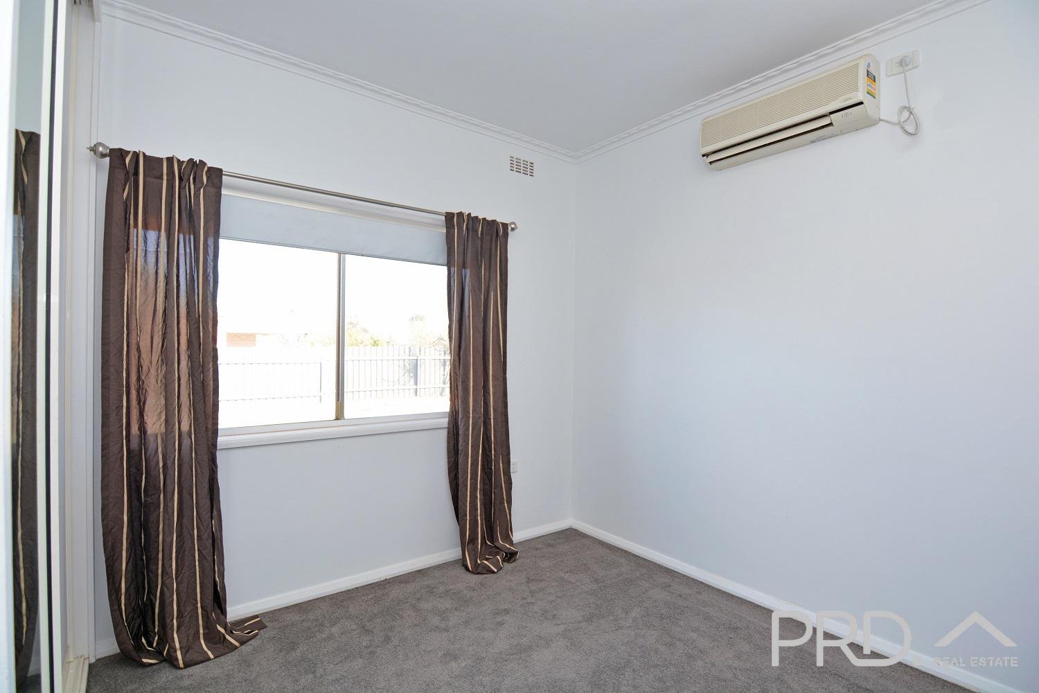 240 Dewry Avenue IRYMPLE 12