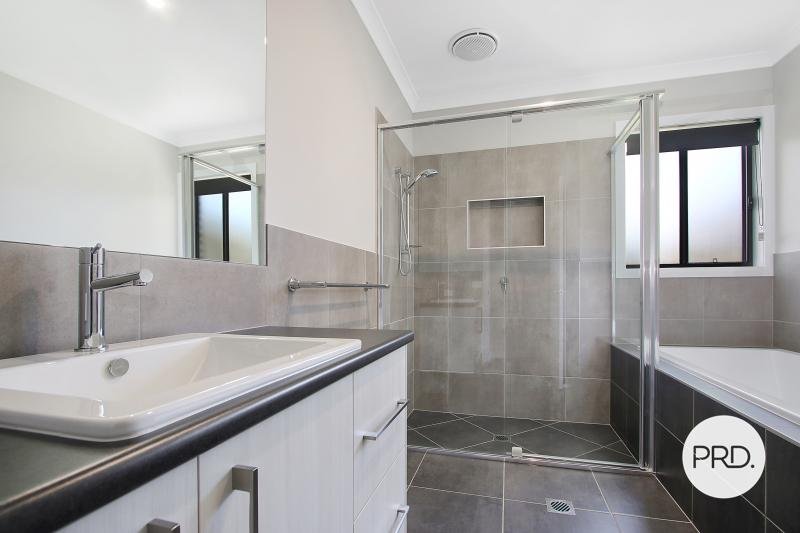 240 Forest Drive THURGOONA 7