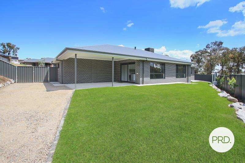 240 Forest Drive THURGOONA 8