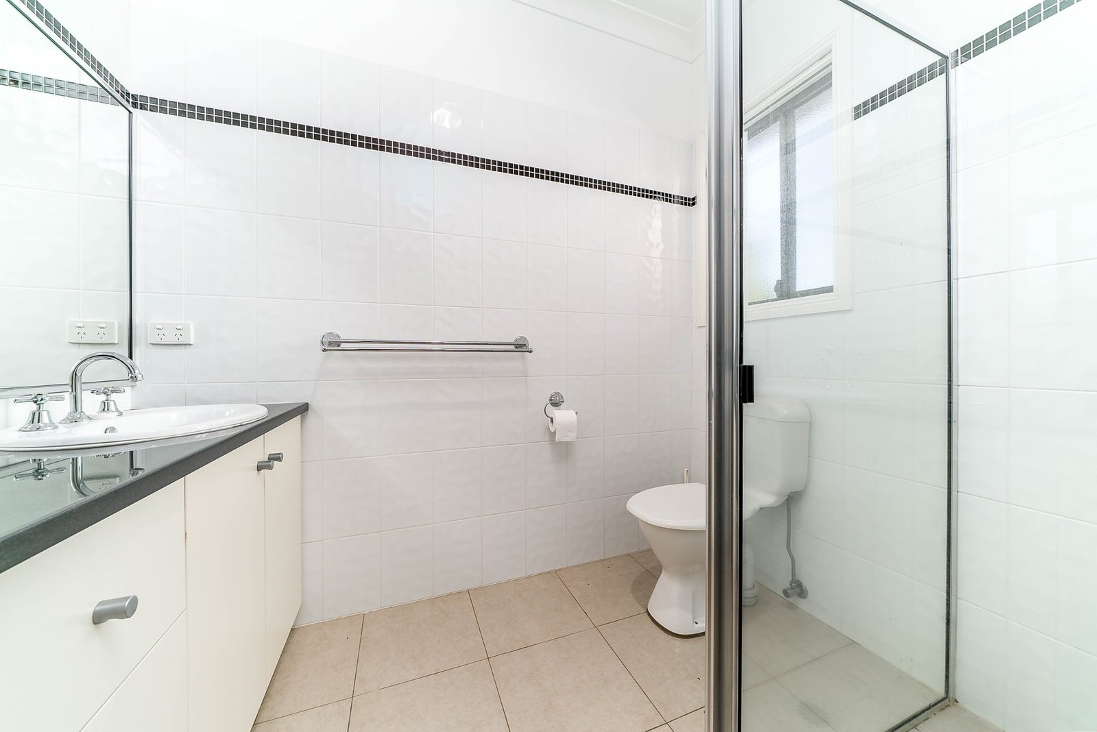 240 Gurwood Street WAGGA WAGGA 7