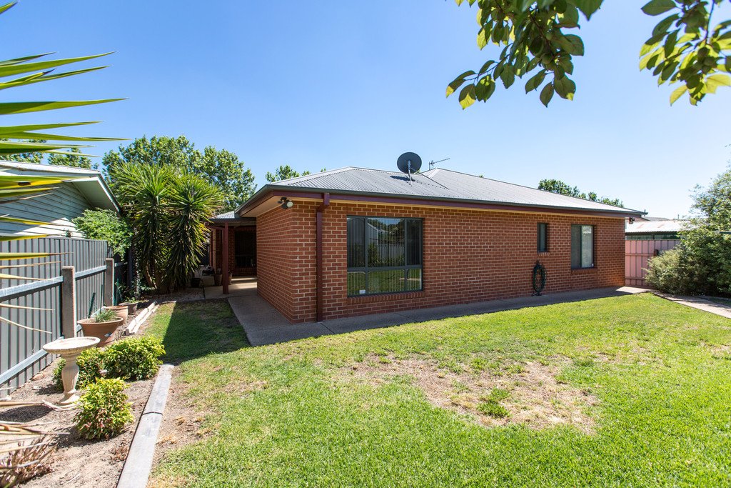 240 Gurwood Street WAGGA WAGGA 15