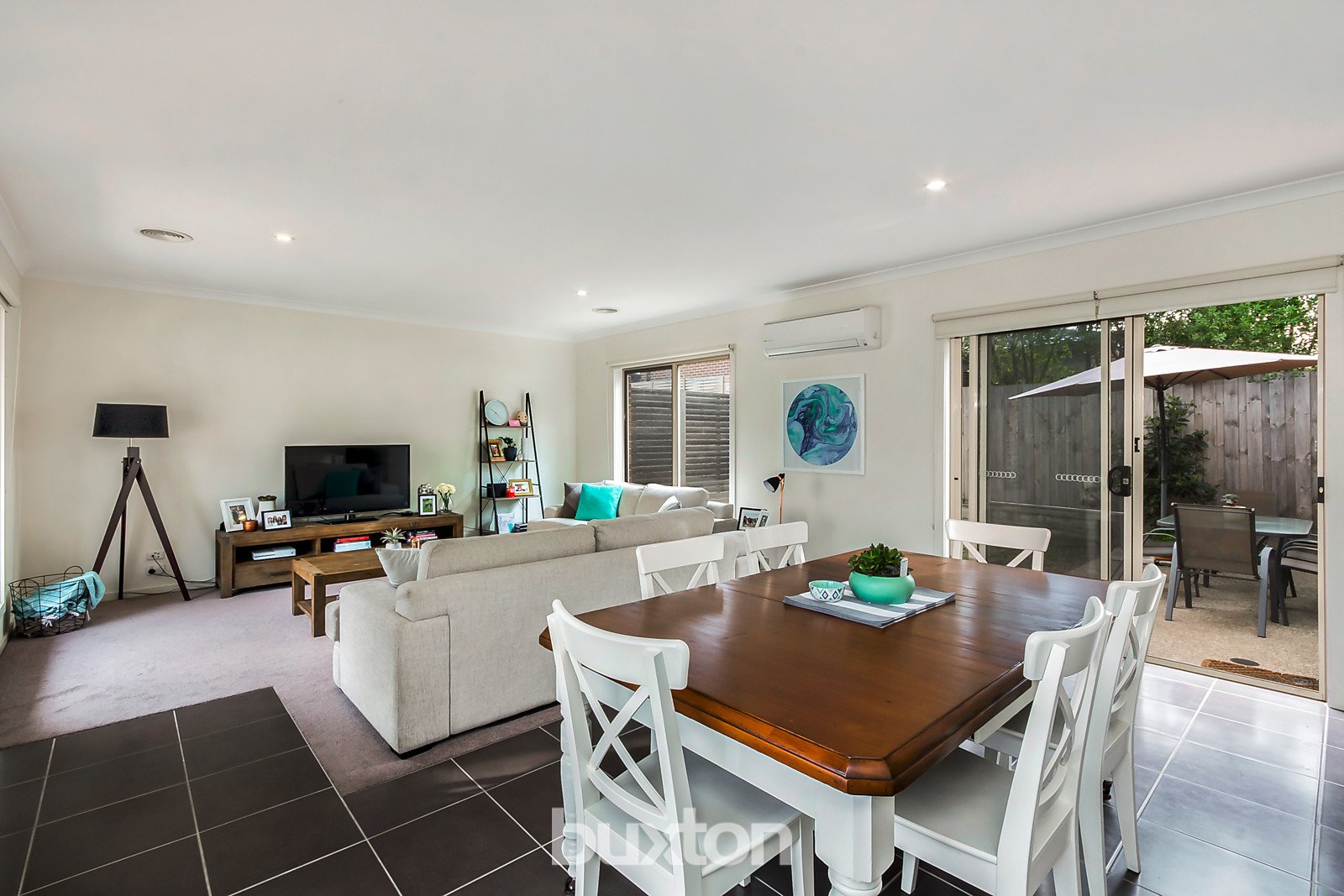 Gallery: 2/40 Heytesbury Street