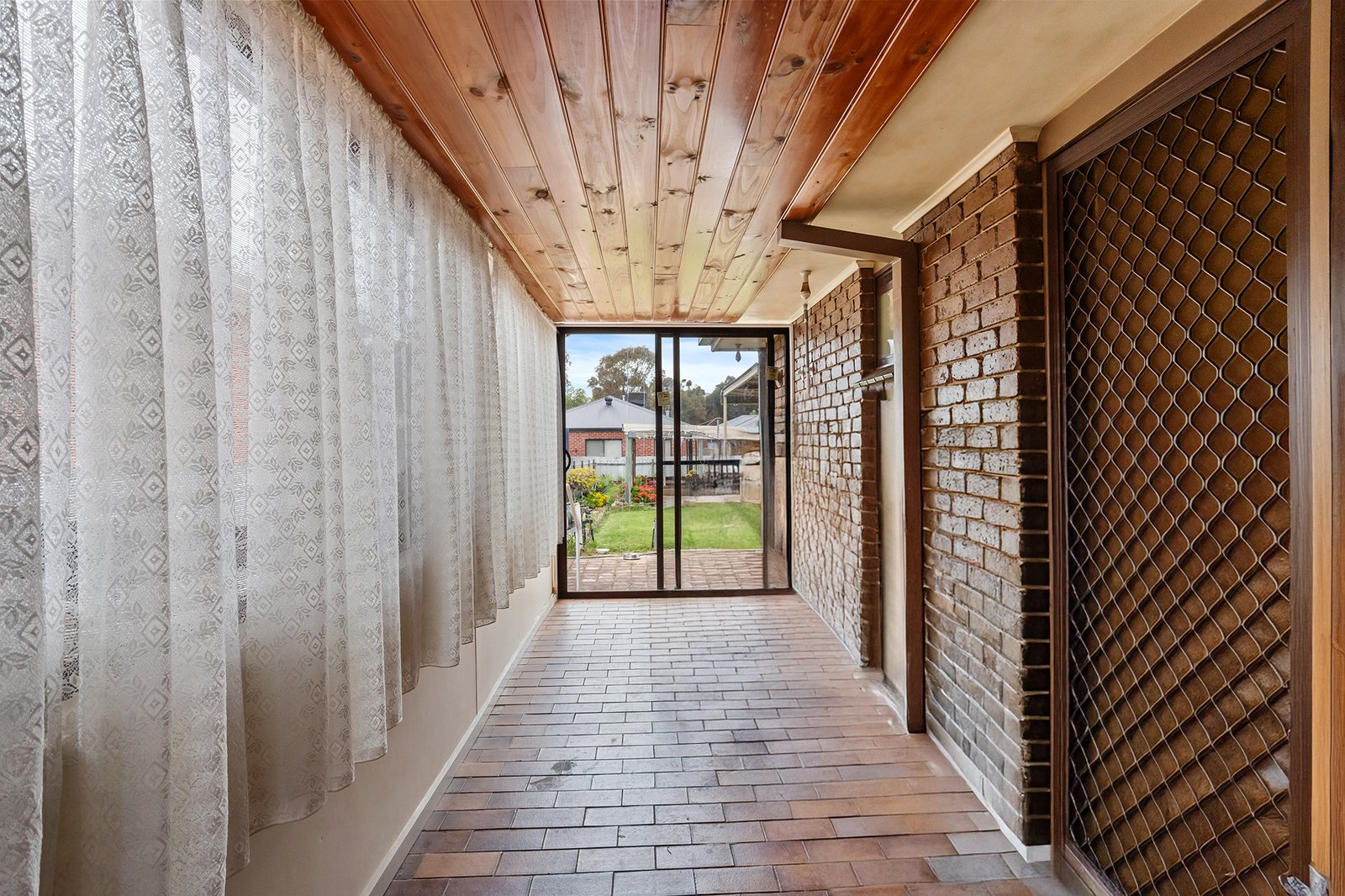 240 Holdsworth Road NORTH BENDIGO 14