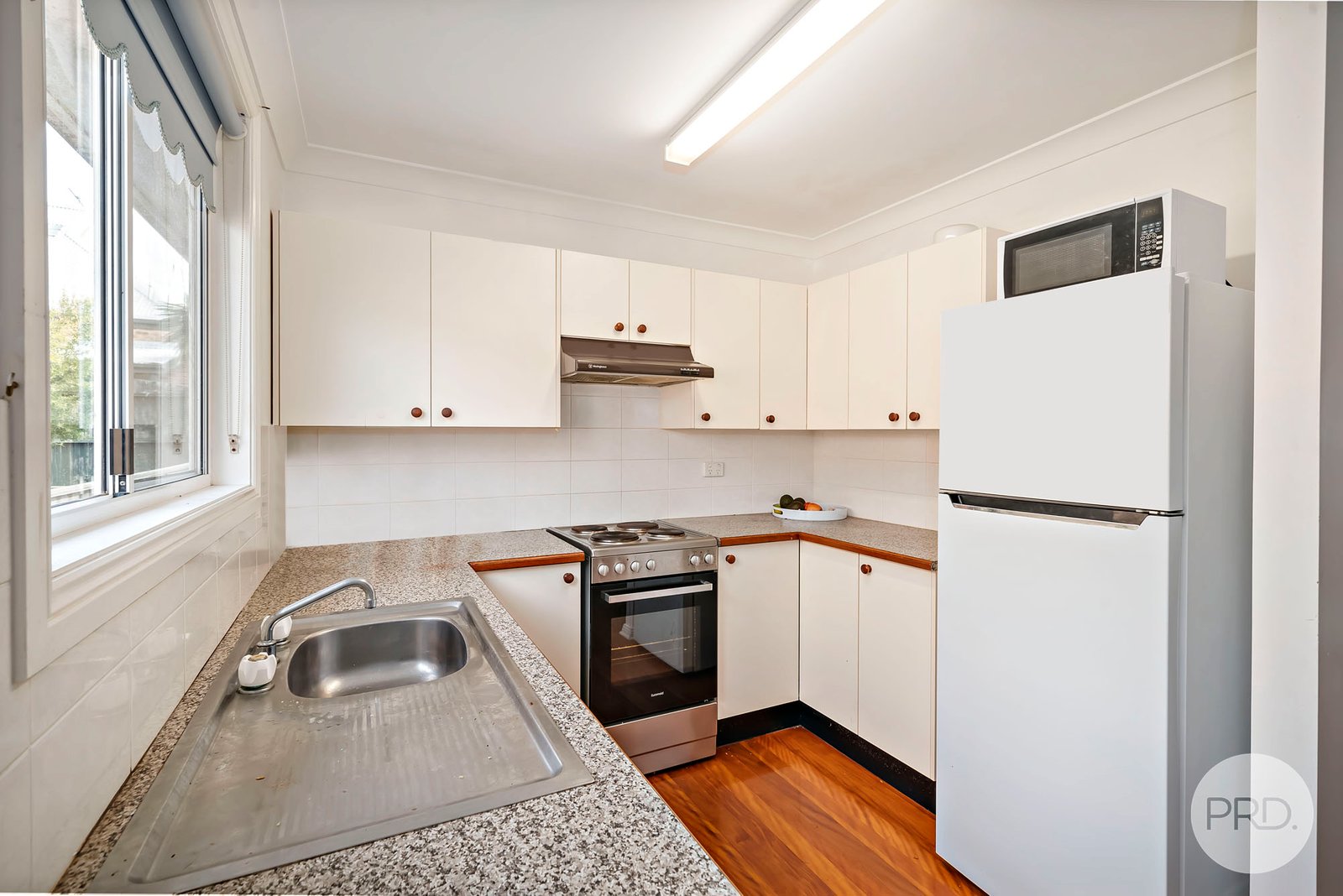 2/40 James Paterson Street ANNA BAY 8