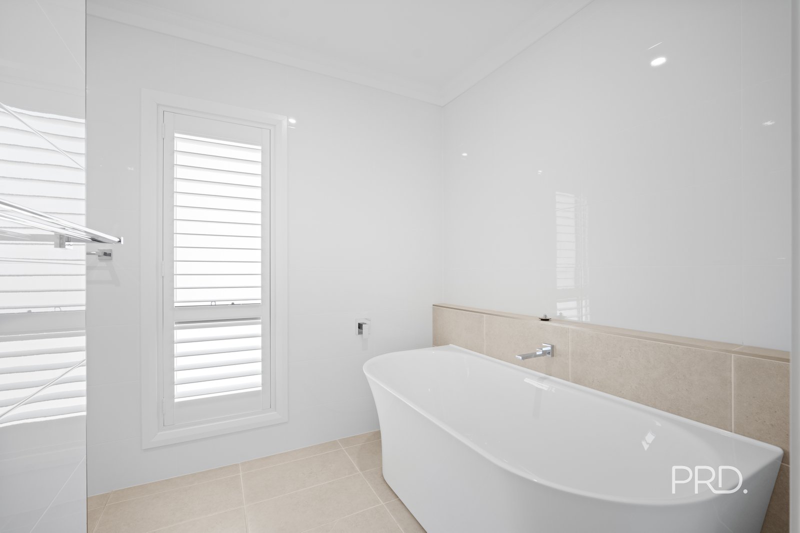 240 Kincaid Street WAGGA WAGGA 13