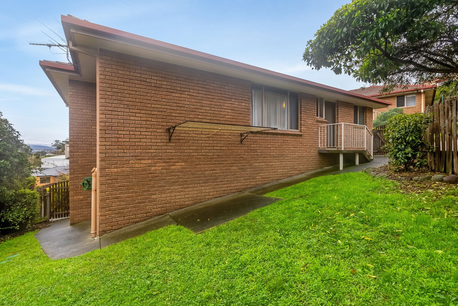 2/40 Loinah Crescent MONTAGU BAY 11