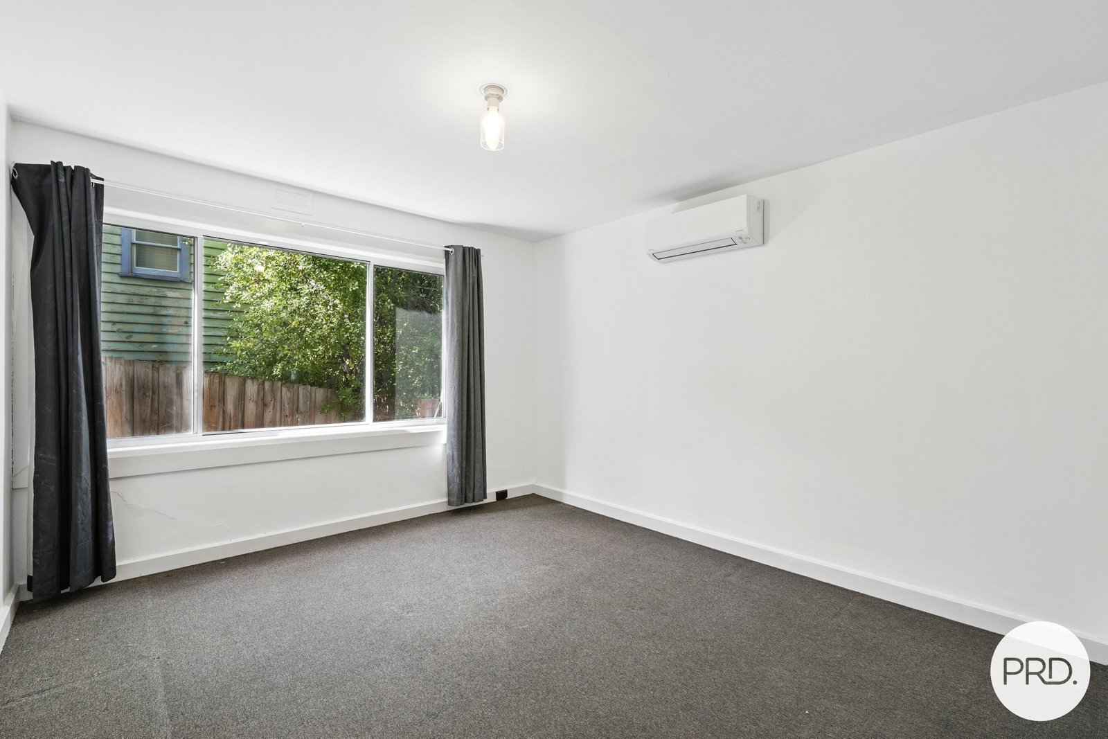 2/40 Lower Jordan Hill Road WEST HOBART 10