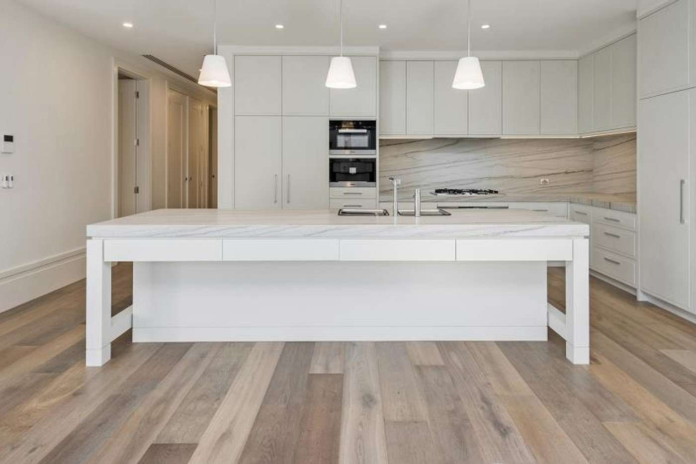 Gallery: 2/40 Mathoura Road